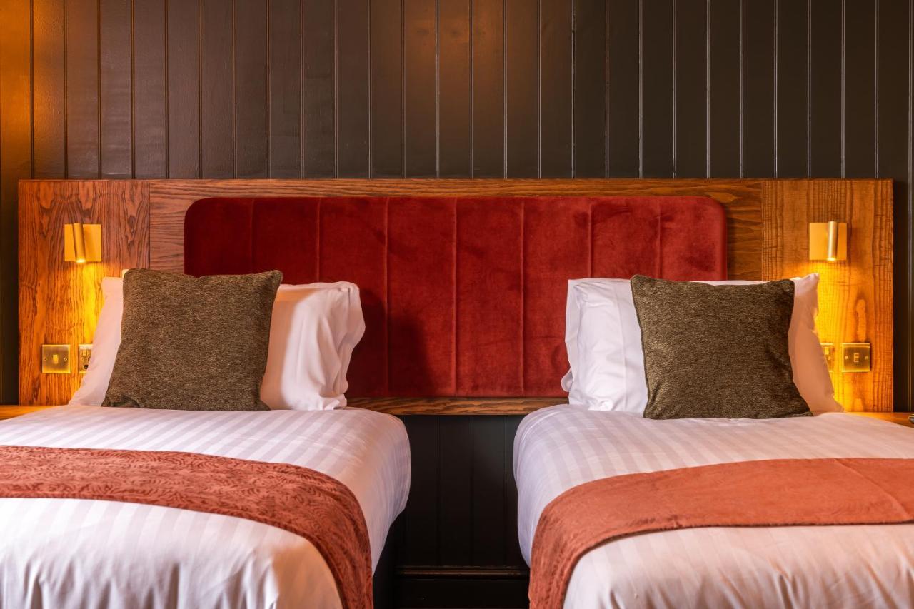 The Bell By Innkeeper'S Collection Aston Clinton ภายนอก รูปภาพ