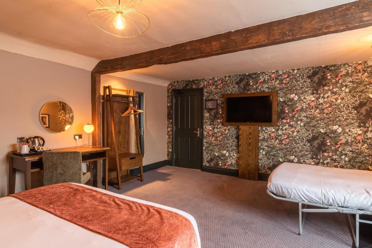 The Bell By Innkeeper'S Collection Aston Clinton ภายนอก รูปภาพ