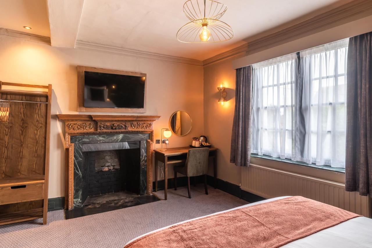 The Bell By Innkeeper'S Collection Aston Clinton ภายนอก รูปภาพ