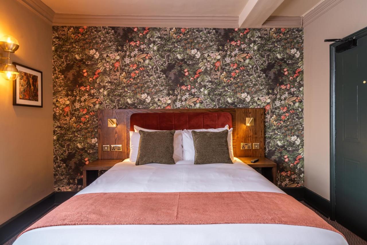 The Bell By Innkeeper'S Collection Aston Clinton ภายนอก รูปภาพ